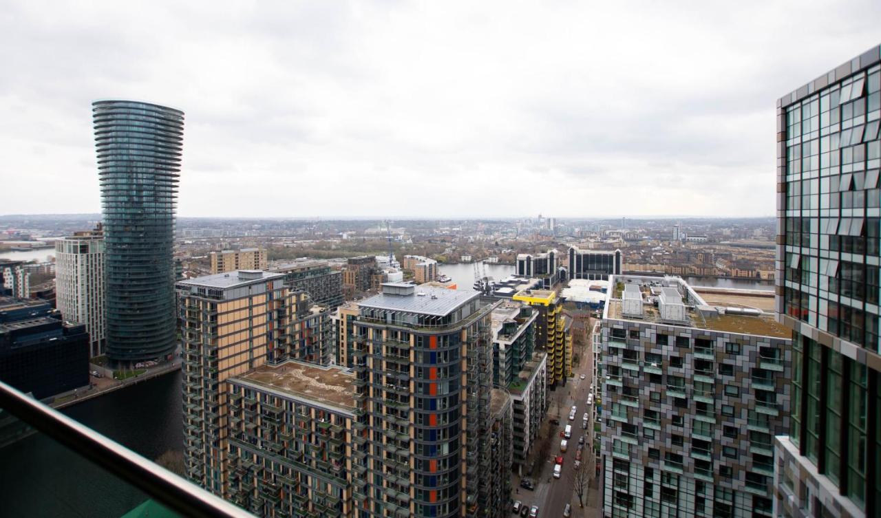 Charles Hope Canary Wharf South Quay Лондон Экстерьер фото