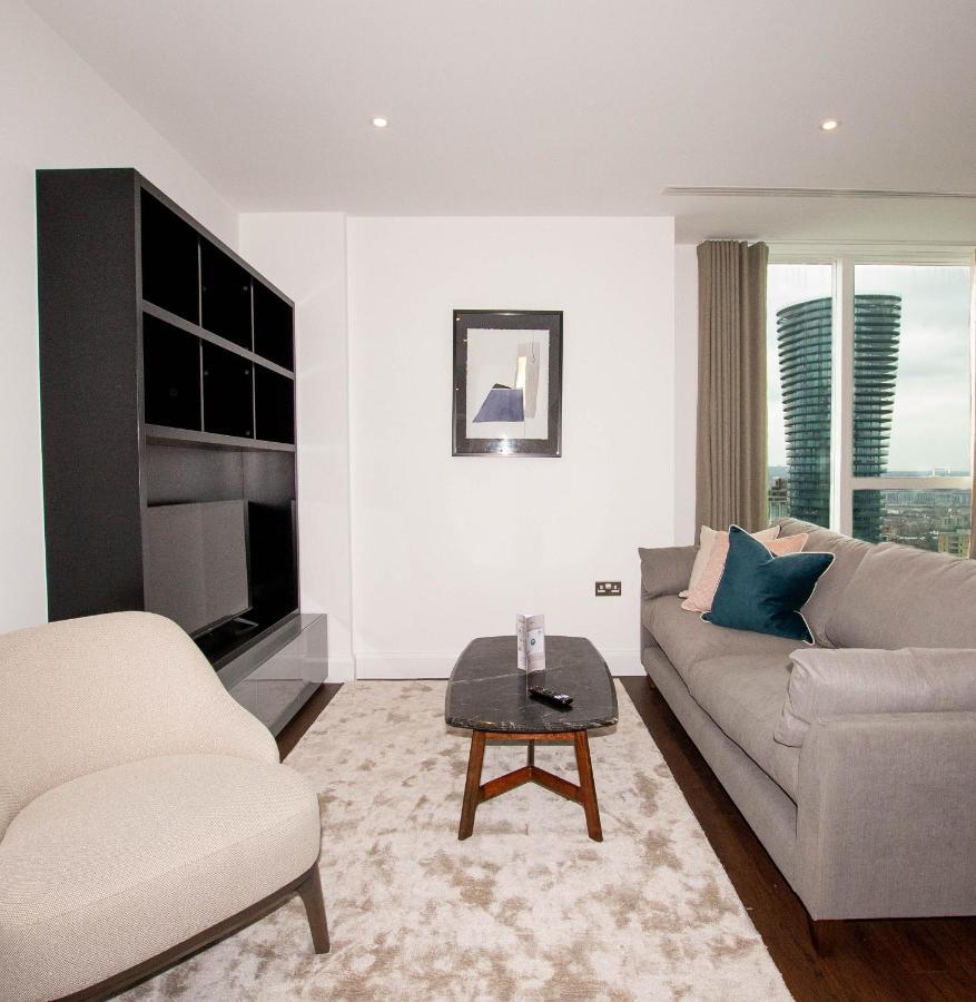 Charles Hope Canary Wharf South Quay Лондон Экстерьер фото